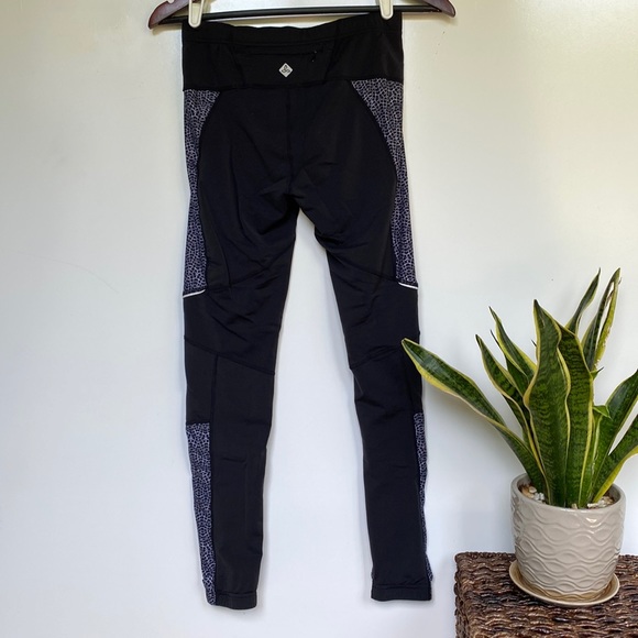 PrAna Ergo Black Reflective High Rise Tight Black & White S - Picture 4 of 6